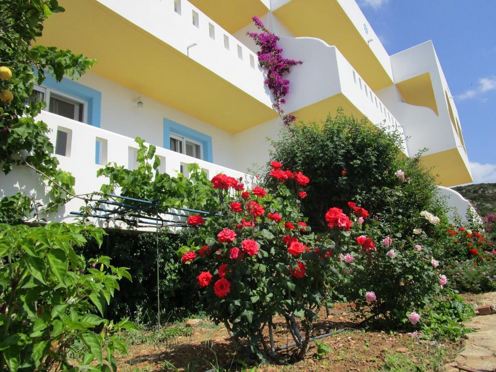 Studios Fokia Beach Амупі Екстер'єр фото